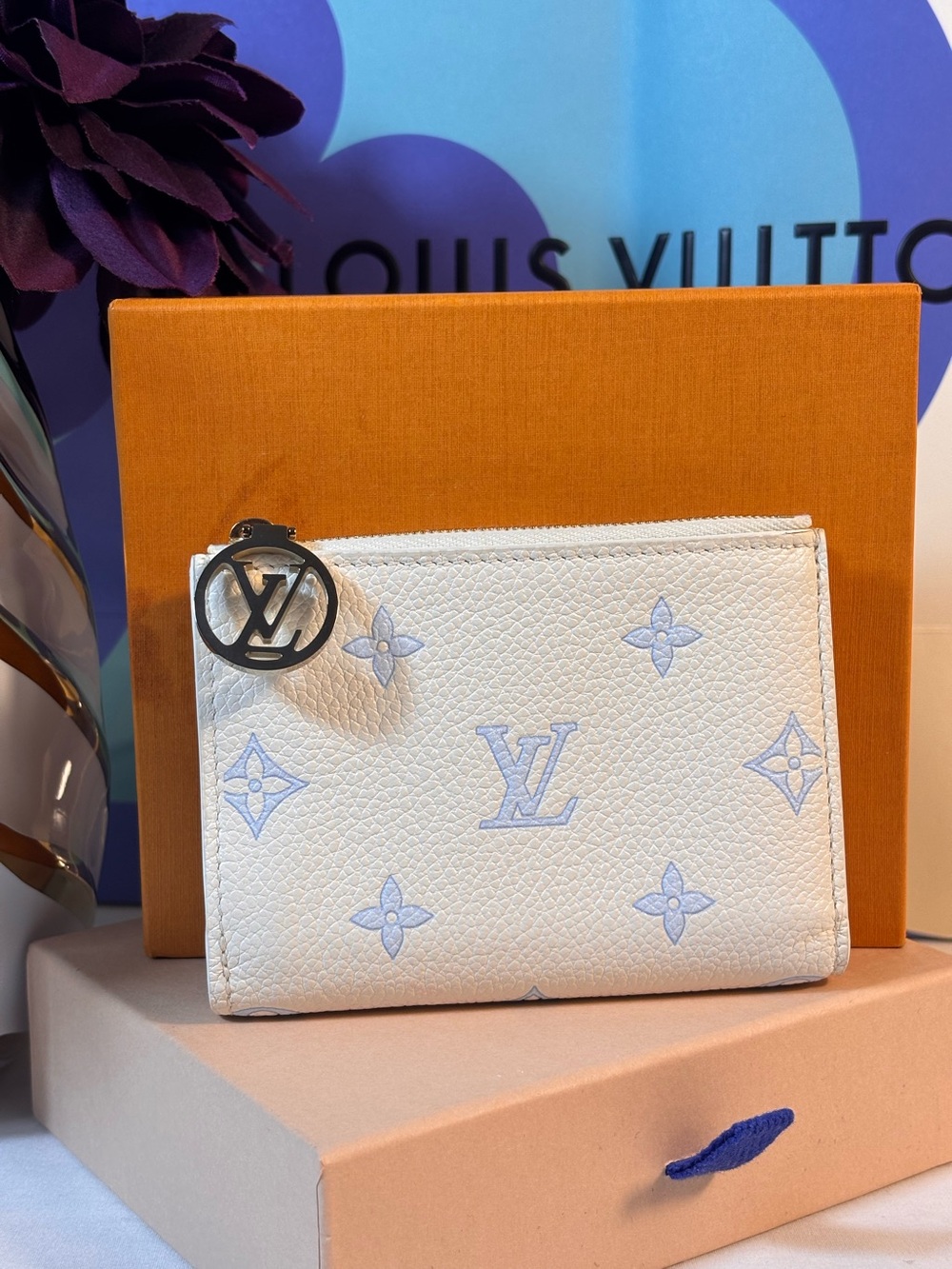Adorable Louis Vuitton Empreinte Lisa Wallet